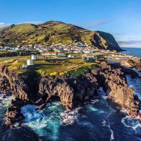 Vila do Corvo2